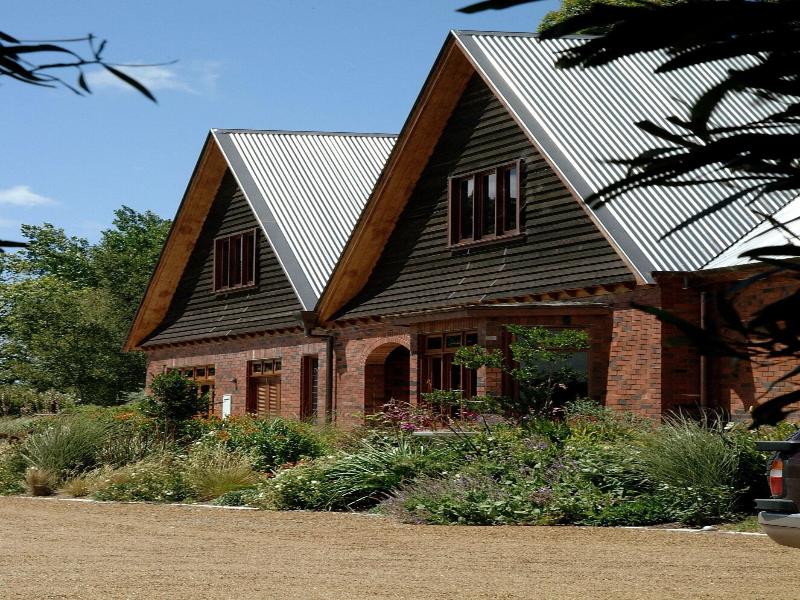 Lake Karapiro Lodge