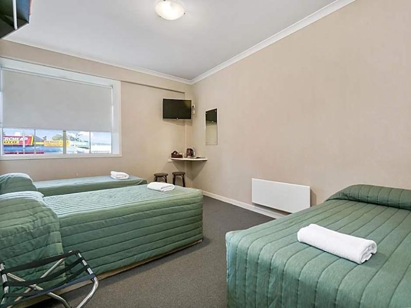 No 1 Motels on Victoria image