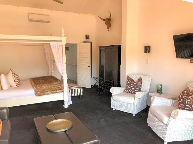 Orewa Beachcomber Motel image