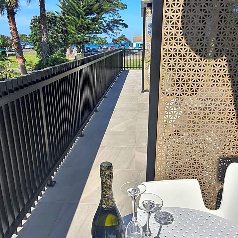 Orewa Beachcomber Motel image