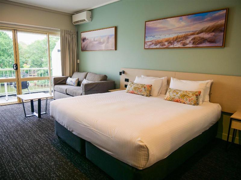 Hinterland Hotel Nerang image