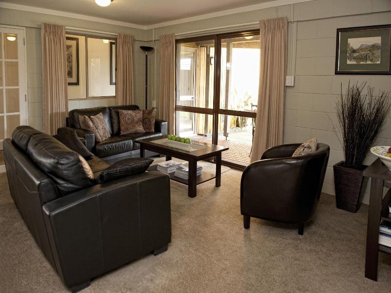 B&B@The Redwoods image