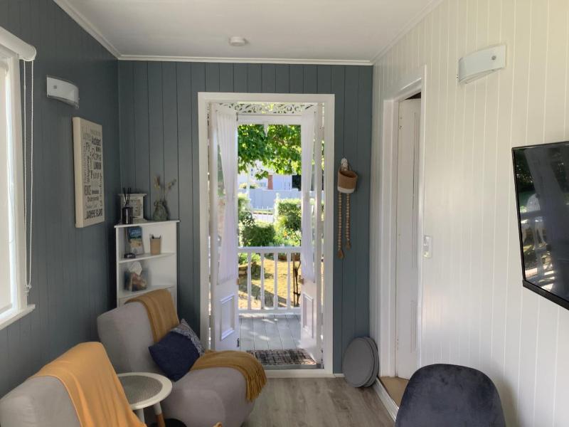 Chelsea House Bed & Breakfast image