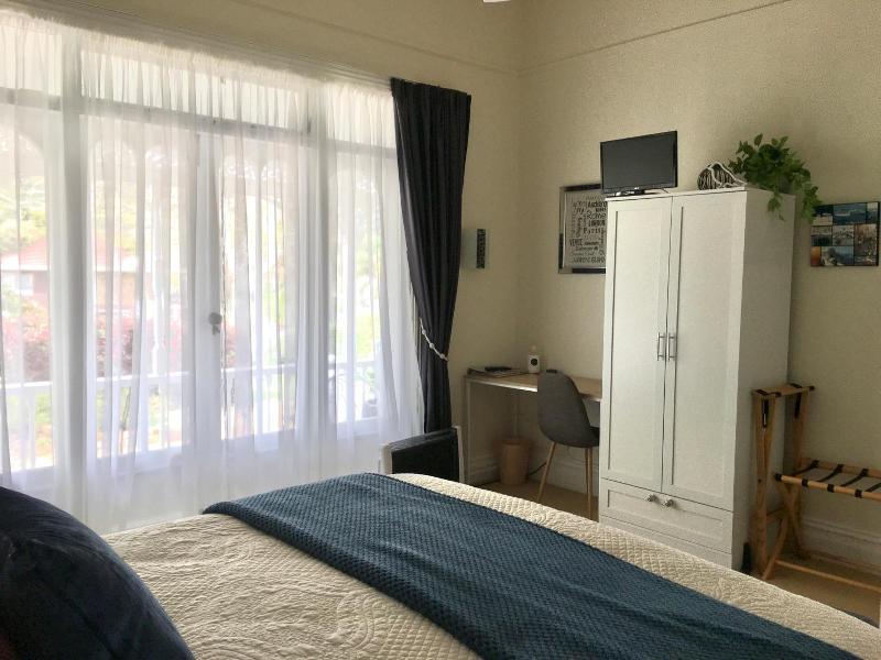 Chelsea House Bed & Breakfast image