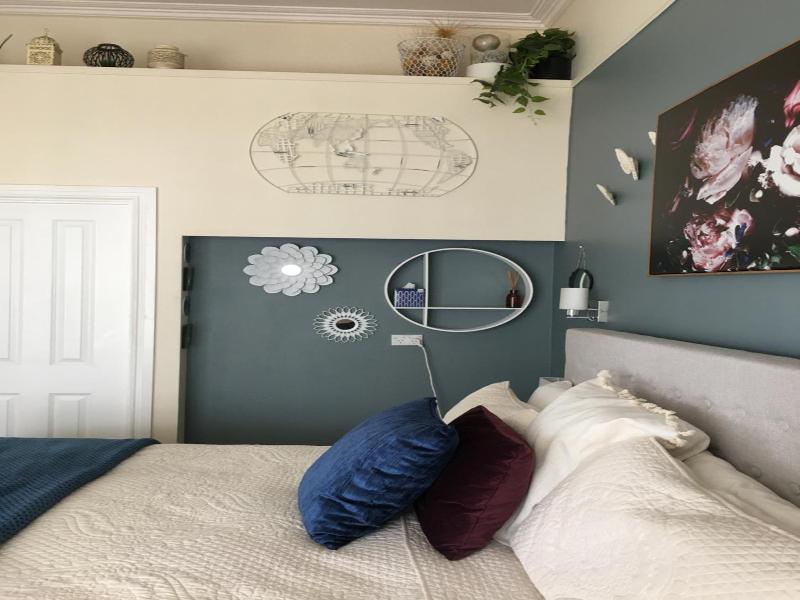 Chelsea House Bed & Breakfast image