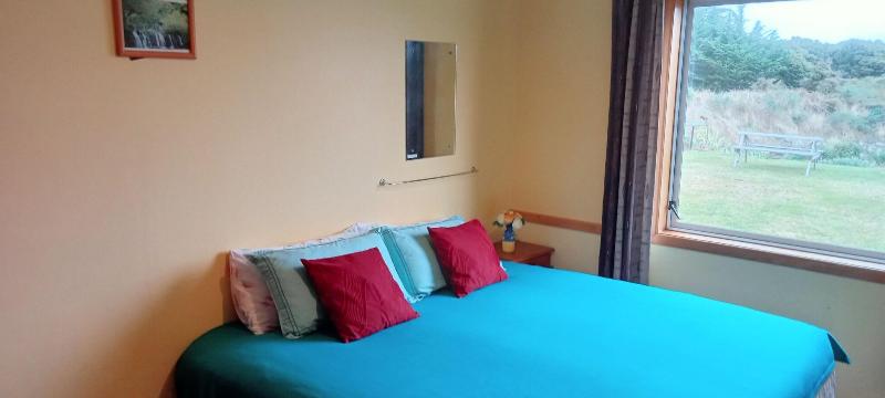 Surat Bay Lodge by the Sea/Backpackers Hostel image