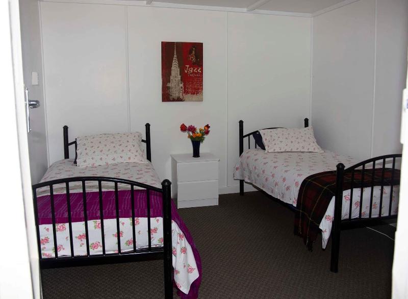 Surat Bay Lodge by the Sea/Backpackers Hostel image