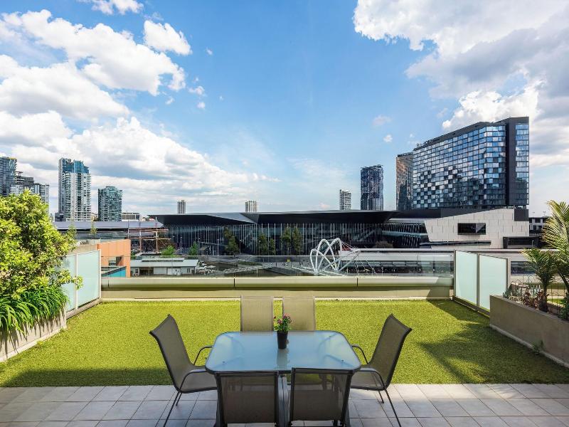 Signature Waterfront Apartments image
