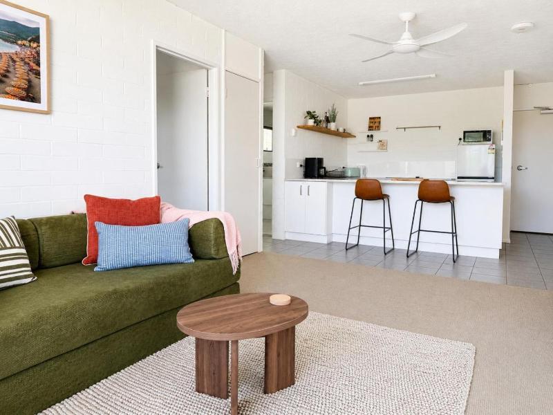 Surf Dance Apartments image