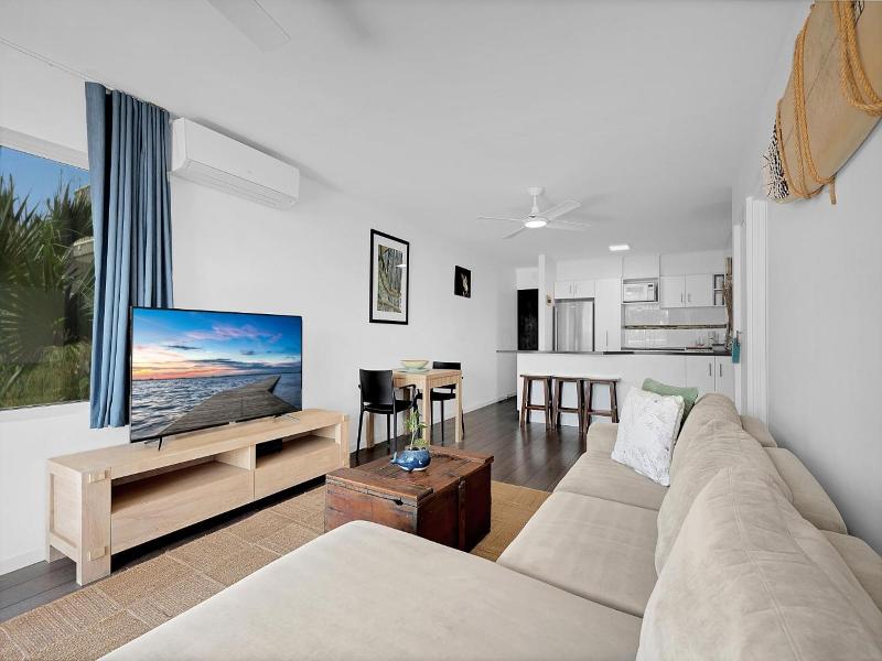Surf Dance Apartments image