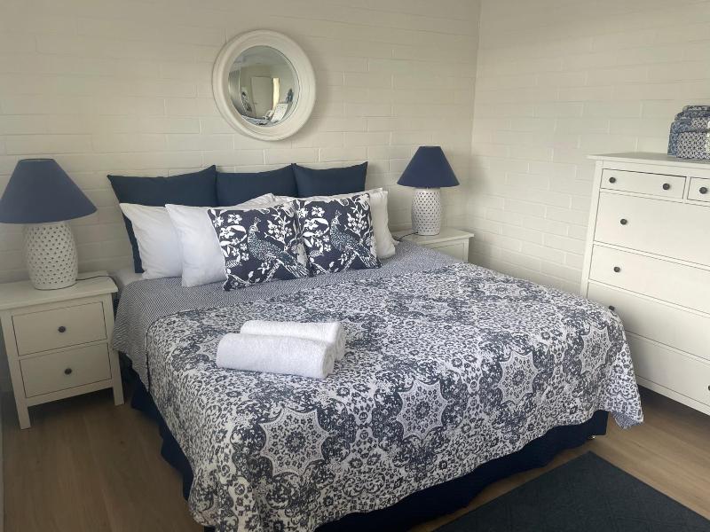 Surf Dance Apartments image