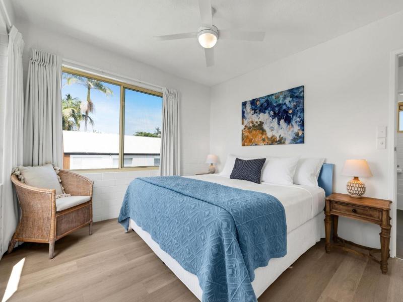 Surf Dance Apartments image
