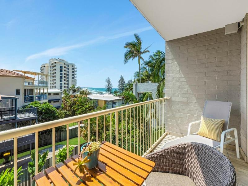 Surf Dance Apartments image
