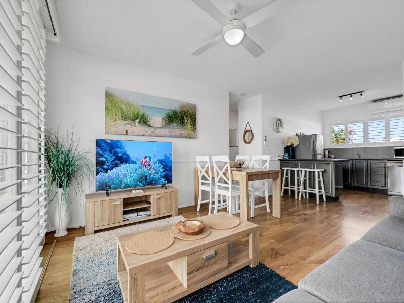 Surf Dance Apartments image