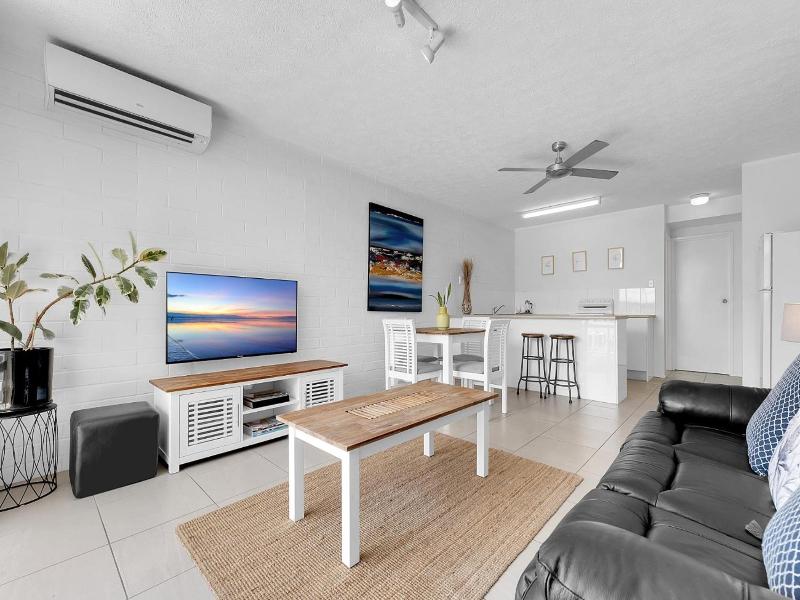 Surf Dance Apartments image