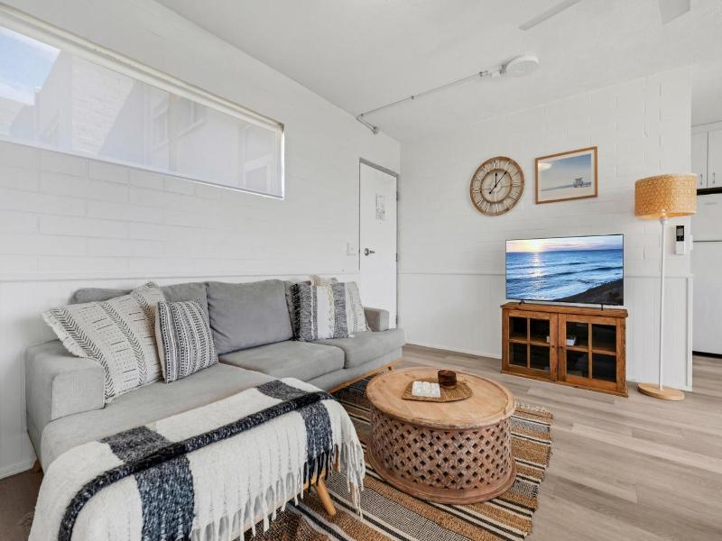 Surf Dance Apartments image