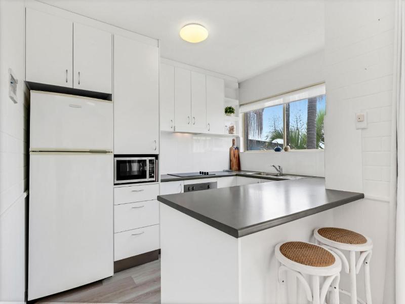 Surf Dance Apartments image