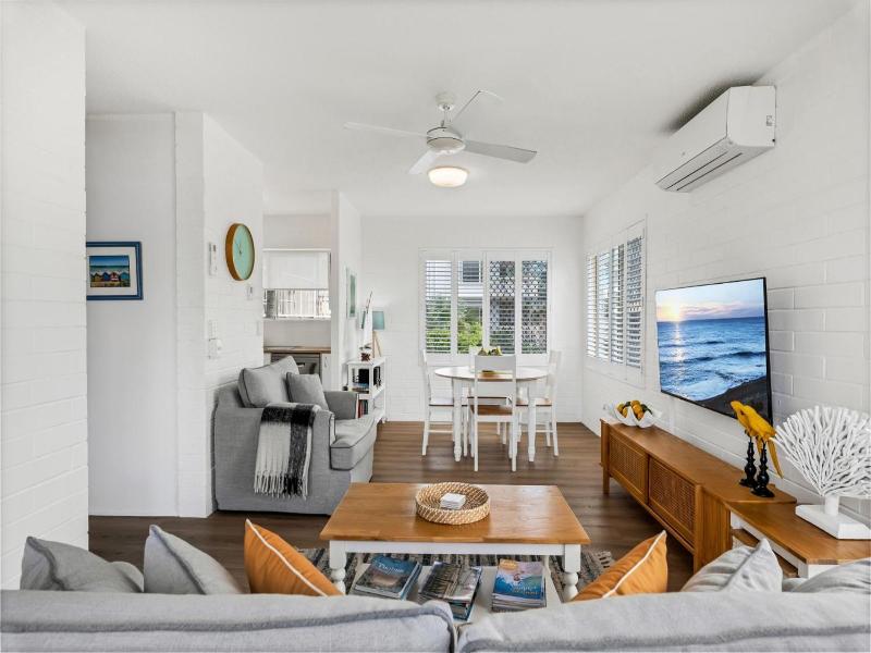 Surf Dance Apartments image