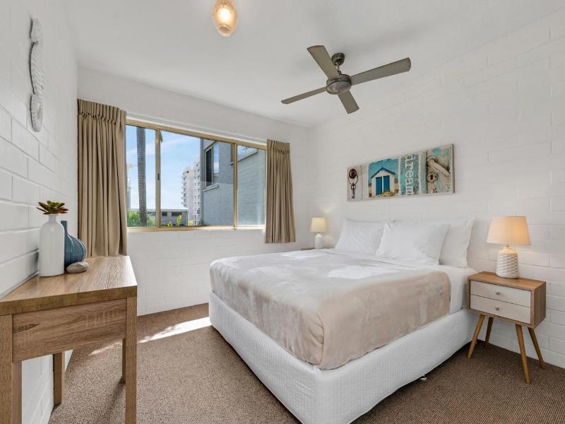 Surf Dance Apartments image