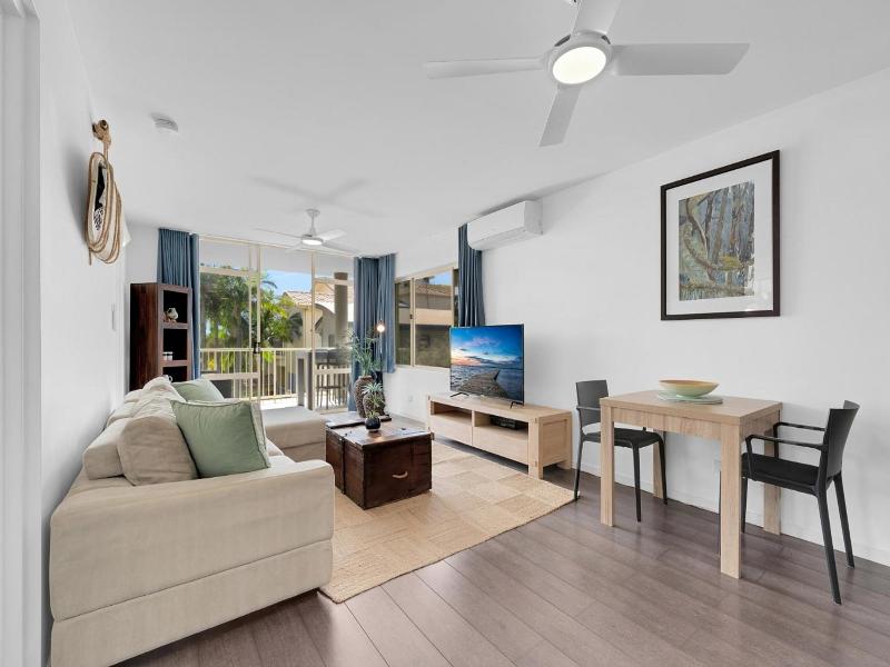 Surf Dance Apartments image