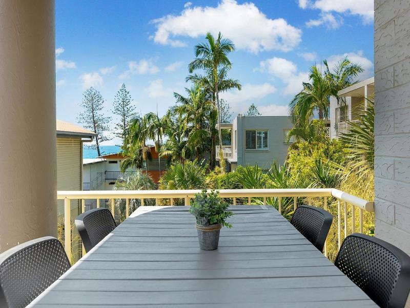 Surf Dance Apartments image