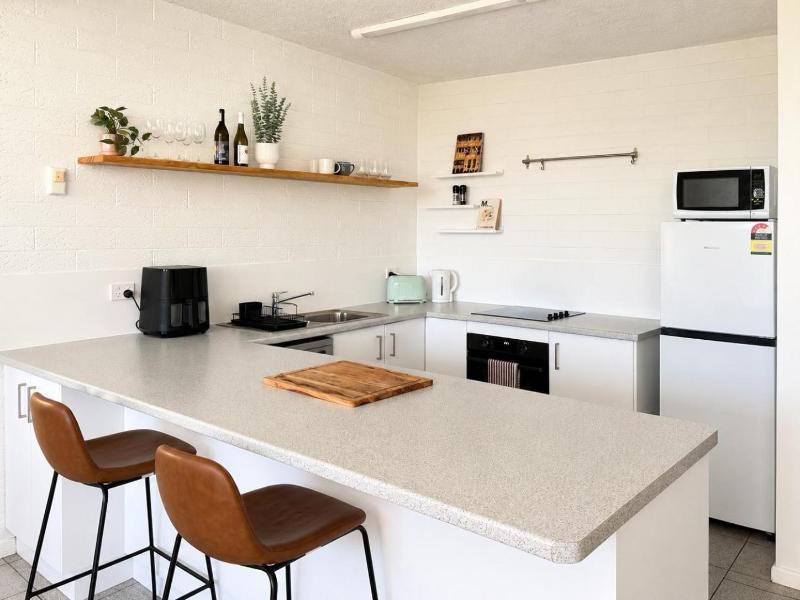 Surf Dance Apartments image