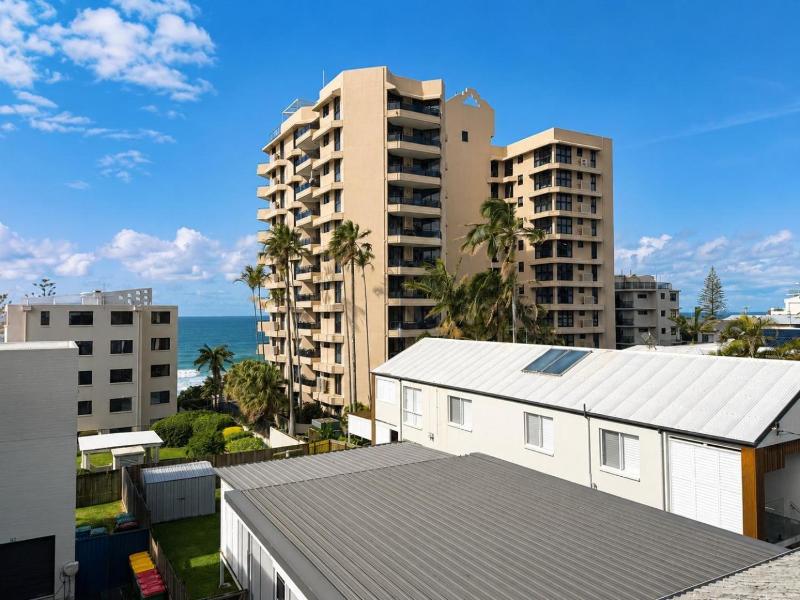 Surf Dance Apartments image
