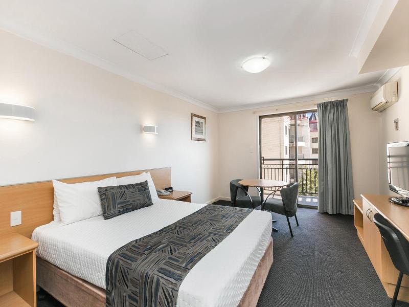 Great Eastern Motor Lodge image