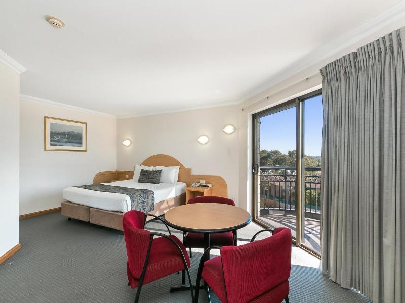 Great Eastern Motor Lodge image