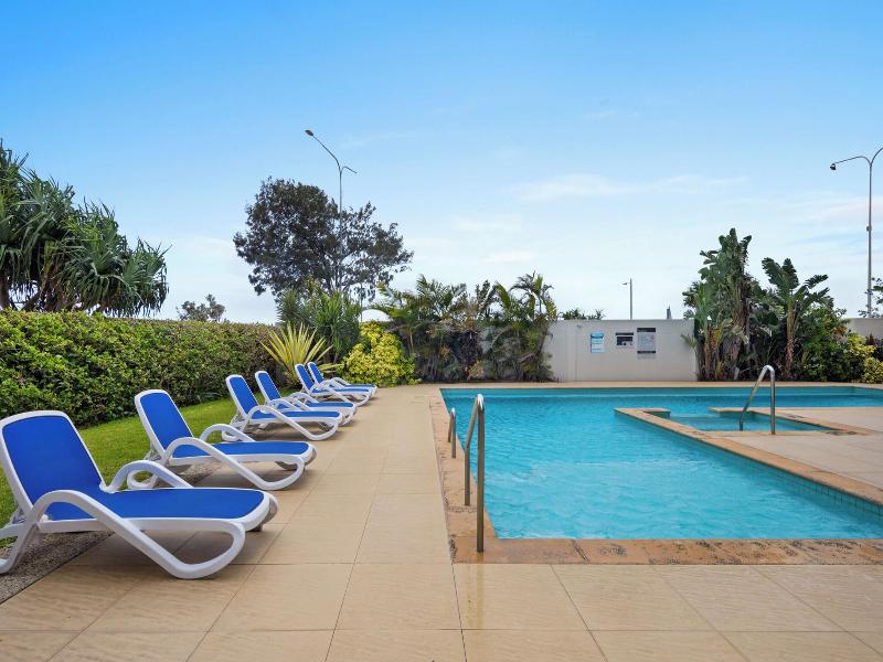 Pacific Plaza Apartments image