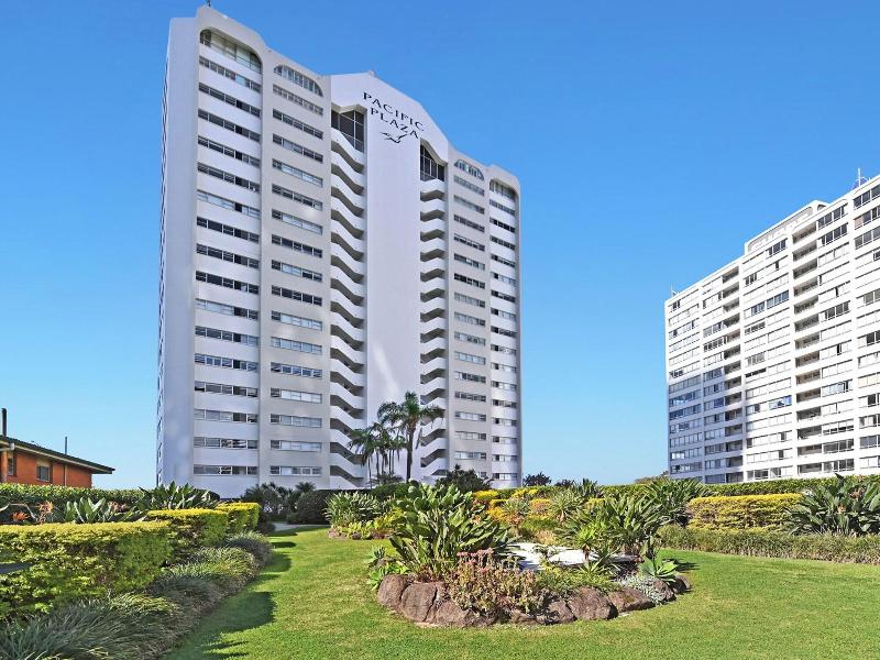 Pacific Plaza Apartments image
