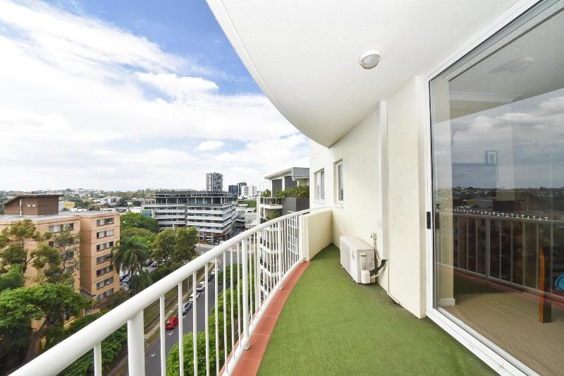 Founda Gardens Apartments image