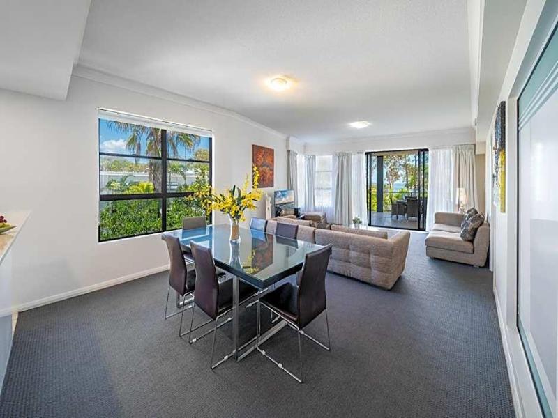 The Bay Apartments image