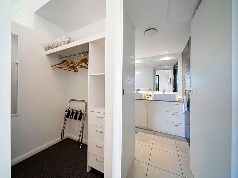 The Bay Apartments image
