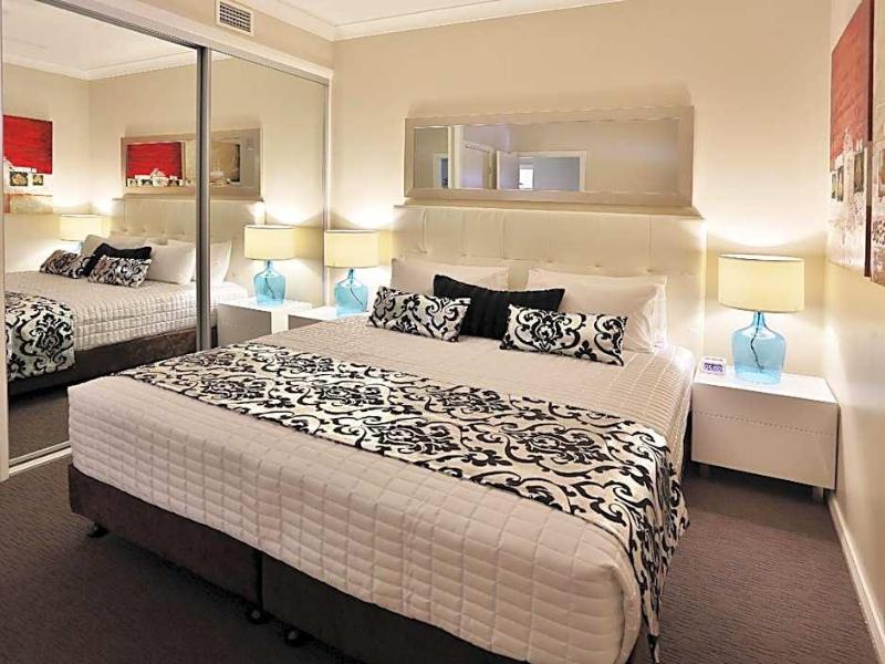 The Bay Apartments image