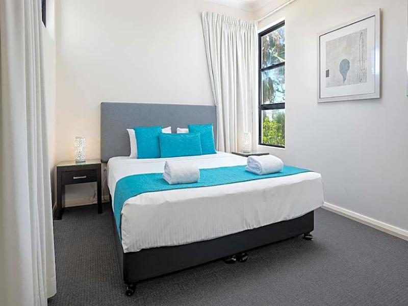 The Bay Apartments image