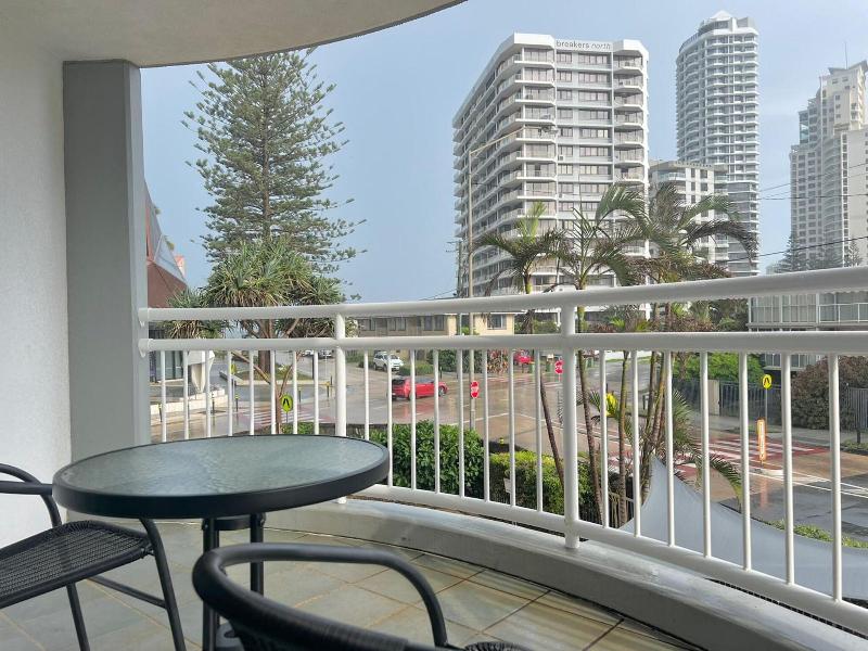 Wharf Boutique Apartments image