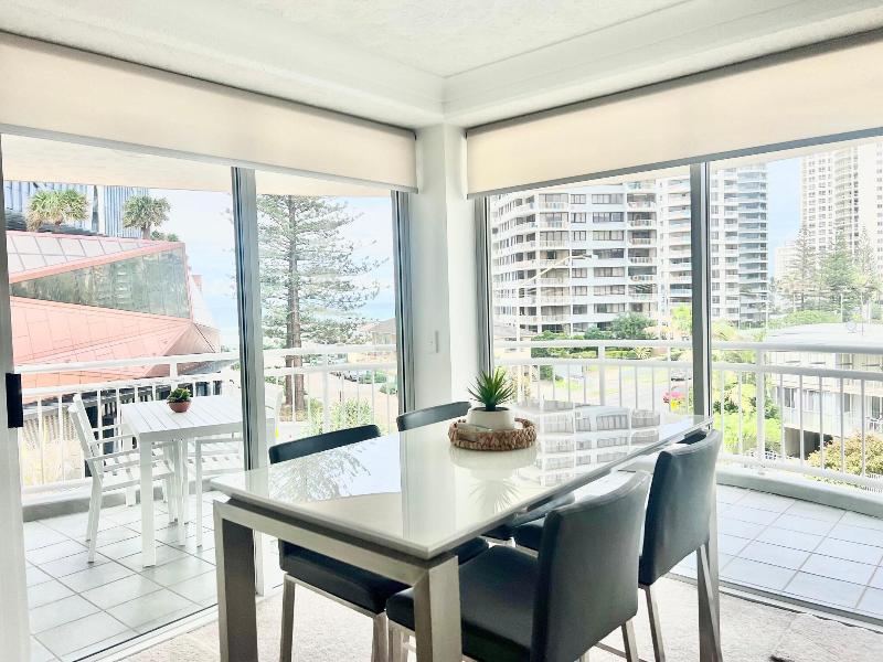 Wharf Boutique Apartments image