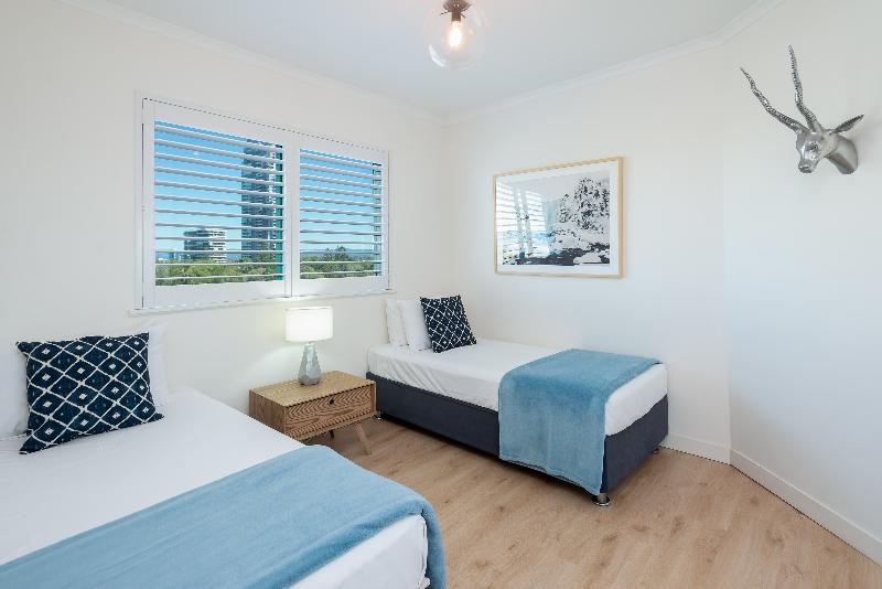 The Waterford On Main Beach image