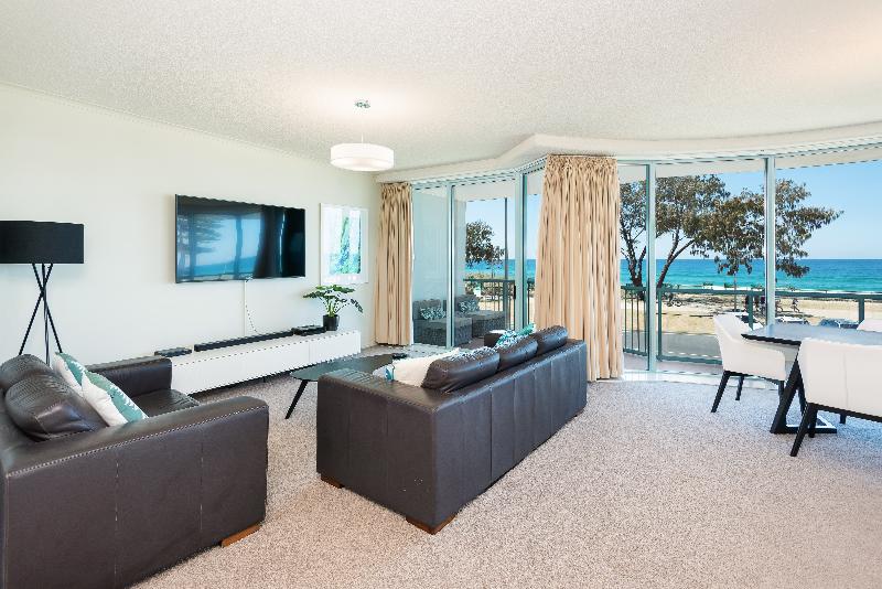 The Waterford On Main Beach image