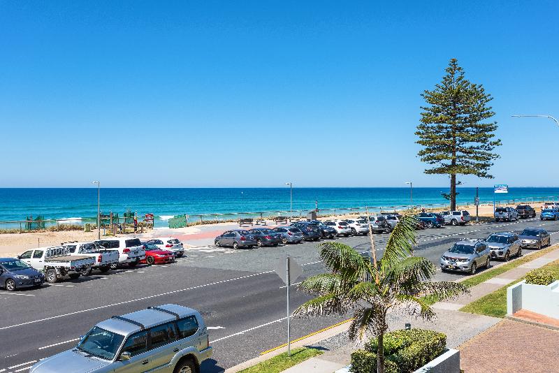 The Waterford On Main Beach image