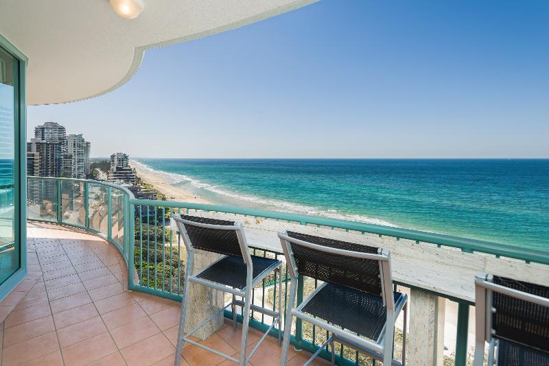 The Waterford On Main Beach image