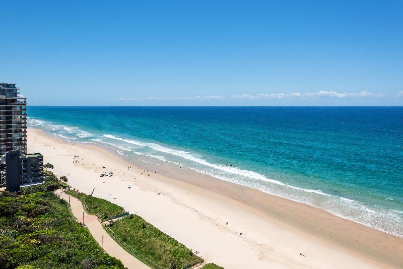 The Waterford On Main Beach image
