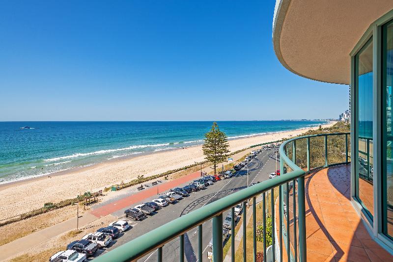 The Waterford On Main Beach image