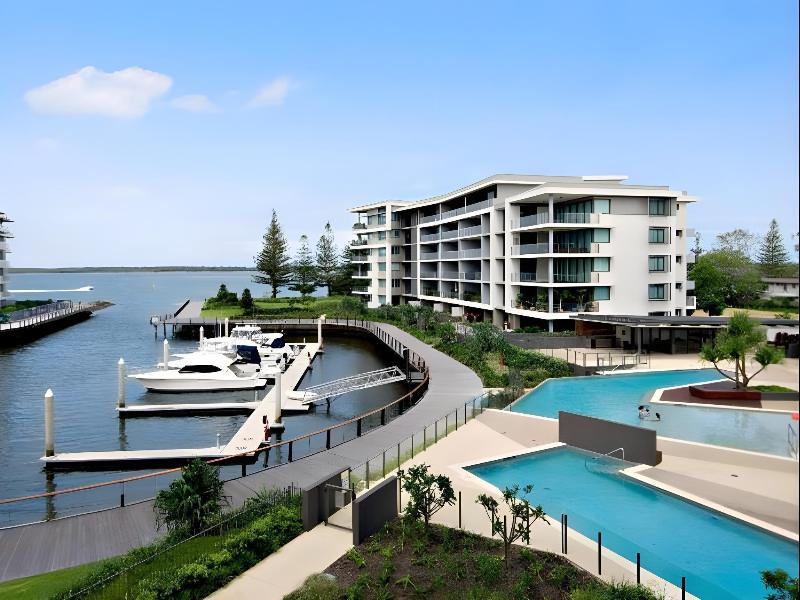 Allisee Apartments image
