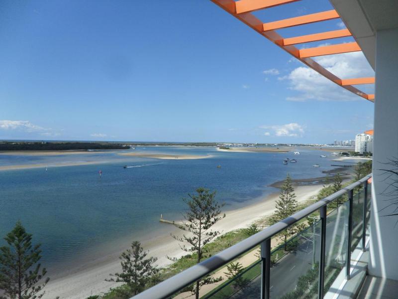 Silvershore Apartments image
