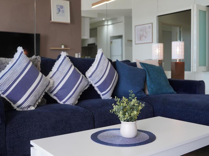 Silvershore Apartments image