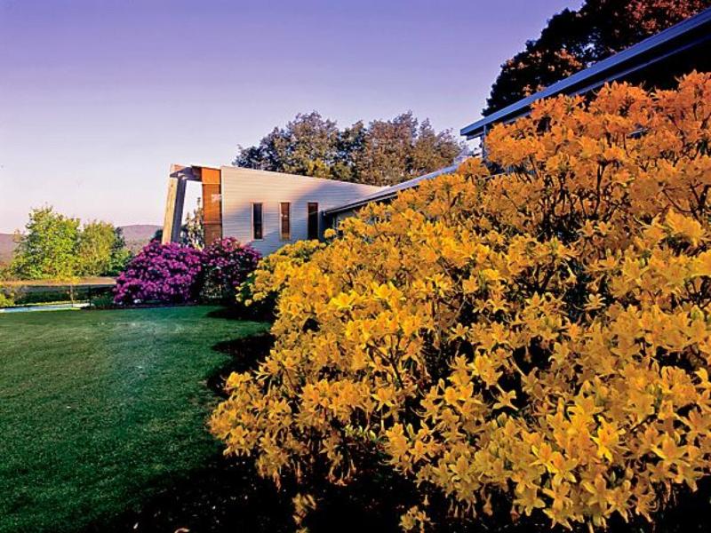 Country Place Retreat image