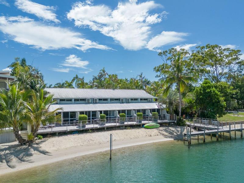 Caribbean Noosa Resort image