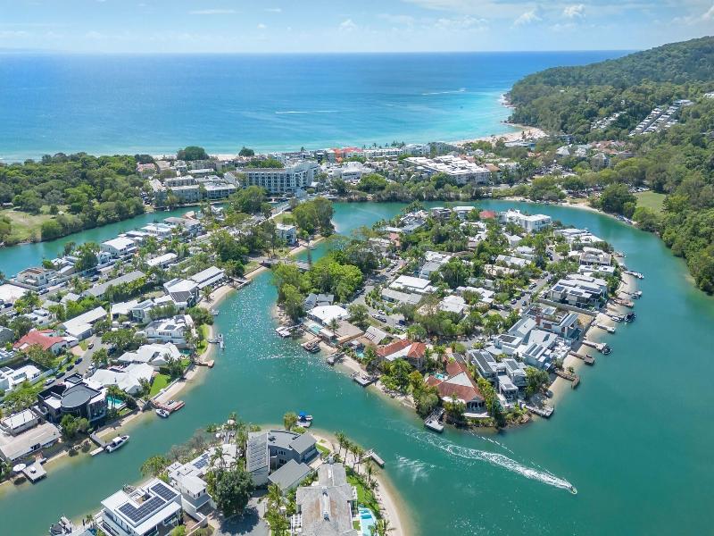 Caribbean Noosa Resort image